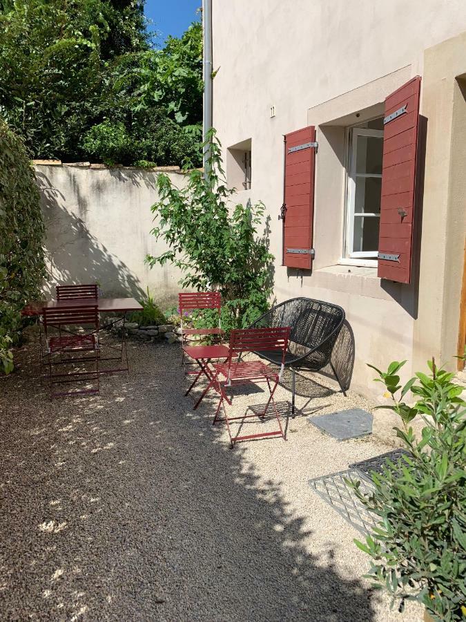 Villa Les Cigales LʼIsle-sur-la-Sorgue Exterior foto